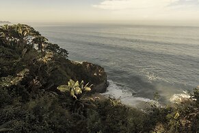 Rosa Morada Luxury and Private Beach