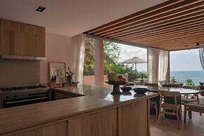 Rosa Morada Luxury and Private Beach