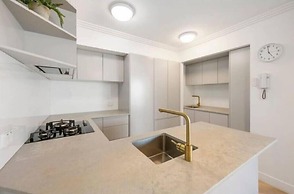 Premium Top Floor Oceanfront Unit In Regency on the Beach 705