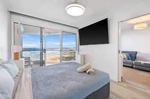 Premium Top Floor Oceanfront Unit In Regency on the Beach 705