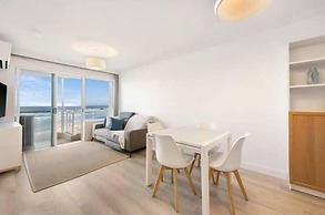 Premium Top Floor Oceanfront Unit In Regency on the Beach 705