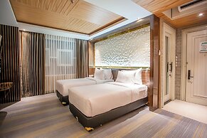 Avery De’Grand City Hotel Bandung