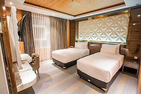 Avery De’Grand City Hotel Bandung