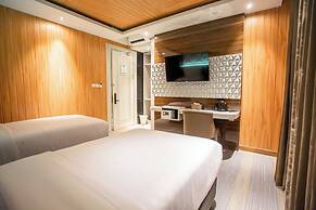 Avery De’Grand City Hotel Bandung