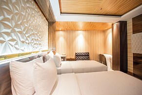 Avery De’Grand City Hotel Bandung