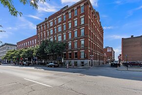 Downtown Cleveland: Steps To Sports & Events 2 Bedroom Condo by RedAwn