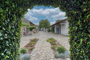 Cesar's Karst Apartments