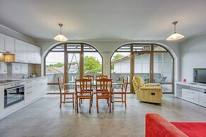 Cesar's Karst Apartments