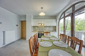 Cesar's Karst Apartments