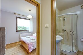 Cesar's Karst Apartment Teran