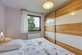 Cesar's Karst Apartment Teran