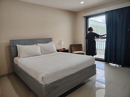 McRoyal Hotel