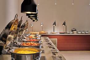 Lotte Hotel & Resort Gimhae