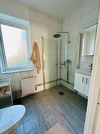 3 Rooms Cozy Apartment