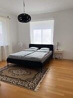 3 Rooms Cozy Apartment