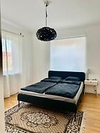 3 Rooms Cozy Apartment