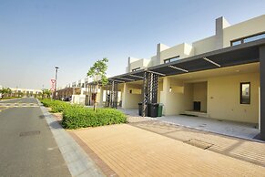 Spacious 3BHK Townhouse-Emaar South Golf