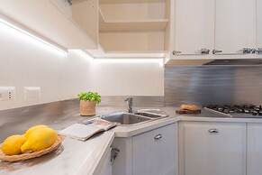 Linda Apartment 2 in Como