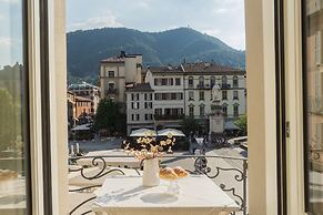 Linda Apartment 2 in Como