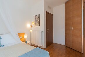 Linda Apartment 3 in Como