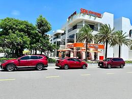 The Sea View Cam Ranh