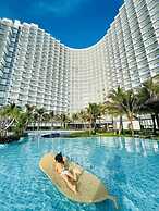 The Sea View Cam Ranh