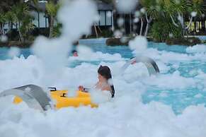 The Sea View Cam Ranh