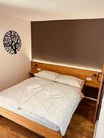 PJagodic Hotel Cerklje