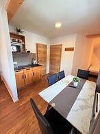 PJagodic Hotel Cerklje