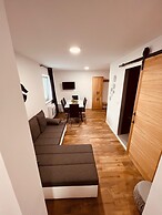 PJagodic Hotel Cerklje