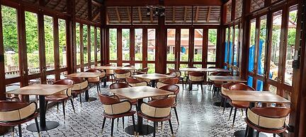 Choasis Hotel