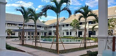 Choasis Hotel