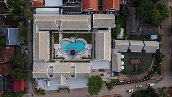 Choasis Hotel