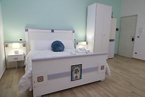 Emerella Luxury Suites-Siderno Lungomare