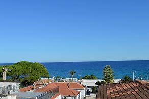 Emerella Luxury Suites-Siderno Lungomare