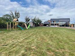 Open Plan Barn Conversion in Herefordshire