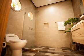 Perfect Beach Location For Families And Weddings