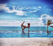 Perfect Beach Location For Families And Weddings