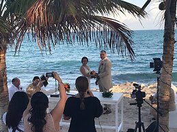 Perfect Beach Location For Families And Weddings