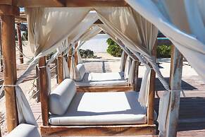 Perfect Beach Location For Families And Weddings