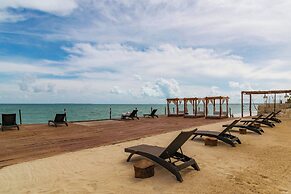 Perfect Beach Location For Families And Weddings