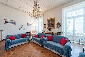 Sea View House Next to Genova Waterfront