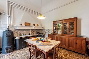 Sea View House Next to Genova Waterfront