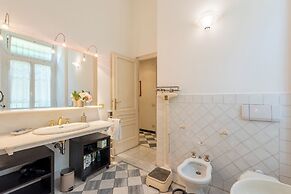 Sea View House Next to Genova Waterfront