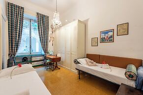 Sea View House Next to Genova Waterfront