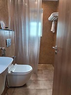 Hotel Grand Alleppey