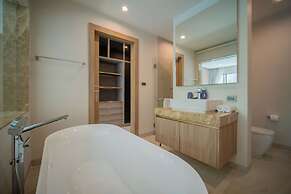 Zenithy 3BR Villa with Pool by NLA