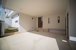 Zenithy 3BR Villa with Pool by NLA