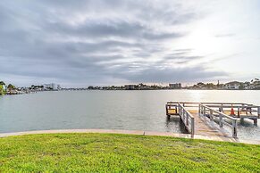 4th-floor Waterfront Condo on Treasure Island!