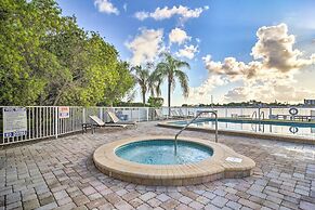 4th-floor Waterfront Condo on Treasure Island!